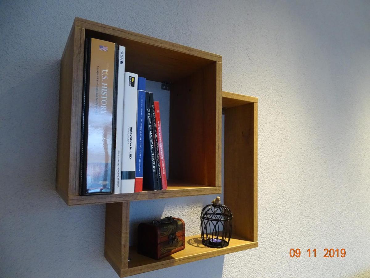 Ora-Prn,Cosy Apartment In The City Center Πρίστινα Εξωτερικό φωτογραφία